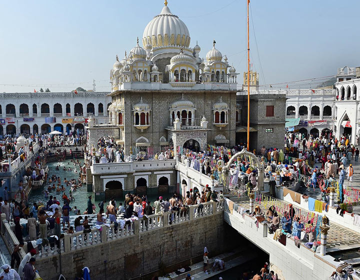 Around Pawittar Dharti